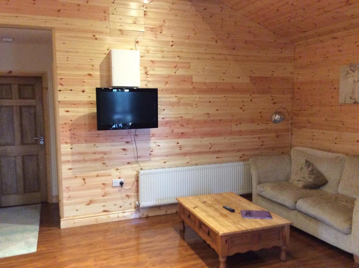 Butterfly Cabin Limerick Exterior photo